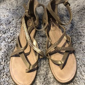 Bass SunJuns Sandals size 11
